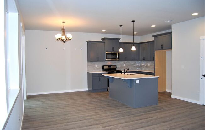 New Construction 3 Bedroom 2.5 Bath Newberg OR