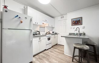 1 bed, 1 bath, $2,050