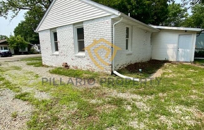 Adorable and Updated in Anderson, 2 Bedroom, 1 Bathroom, Brick Cottage Available NOW!