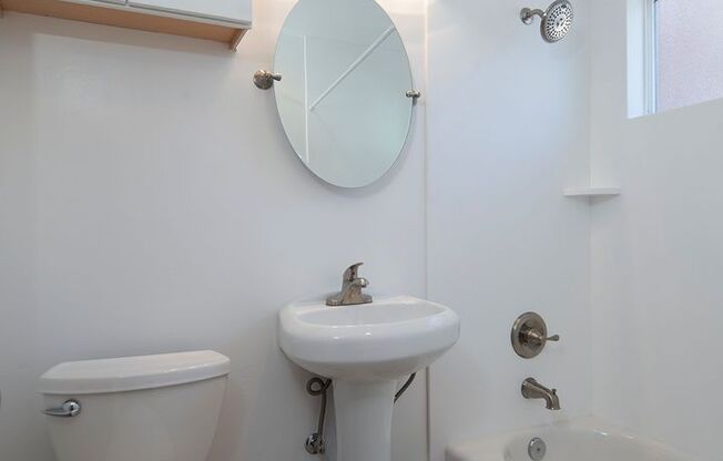 1 bed, 1 bath, $1,995, Unit 57