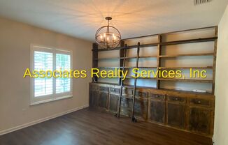 3 beds, 2 baths, $2,195