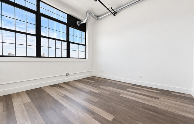 2 beds, 2 baths, $5,750, Unit 705