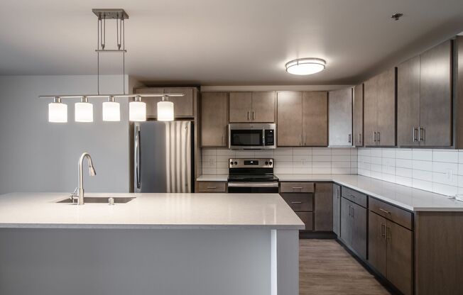 3 beds, 2 baths, 1,413 sqft, $3,600, Unit 625