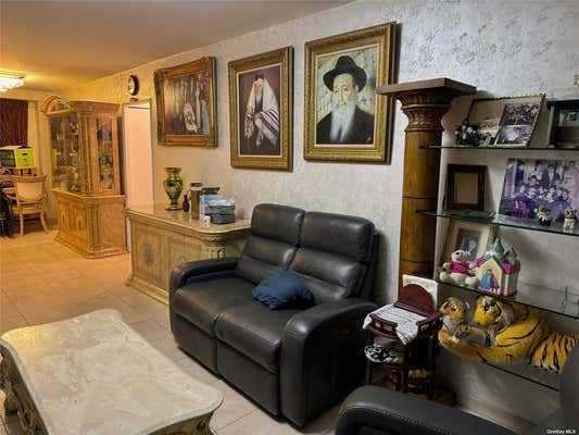 1 bed, 1 bath, 750 sqft, $2,400, Unit 4C
