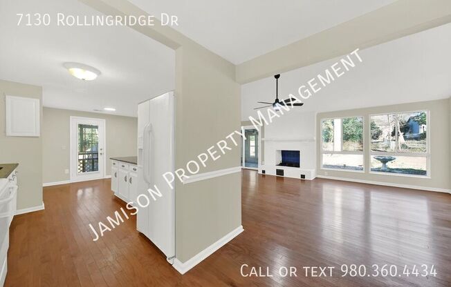7130 ROLLINGRIDGE DR