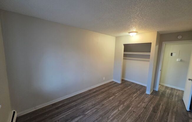 1 bed, 1 bath, 450 sqft, $745, Unit Unit 2001-19