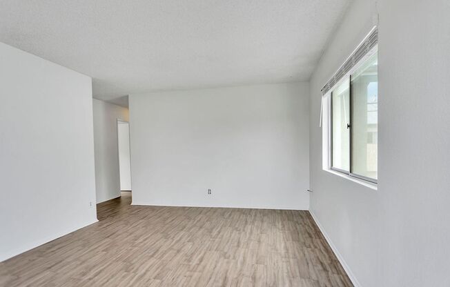 Pacific Beach Dr Units 1320-1322