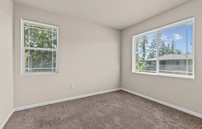 Little Tuscany Apartments & Townhomes - Apartment Bedroom