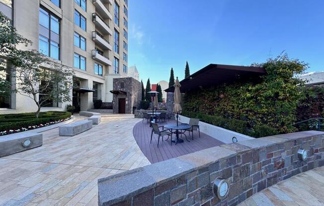 2 beds, 2 baths, 1,315 sqft, $4,500