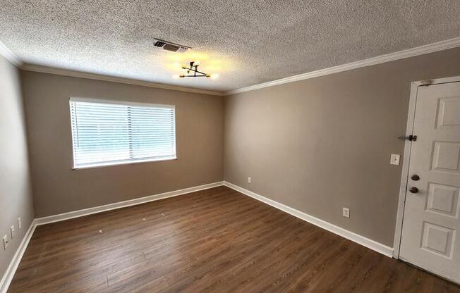 1406 WINGATE WAY