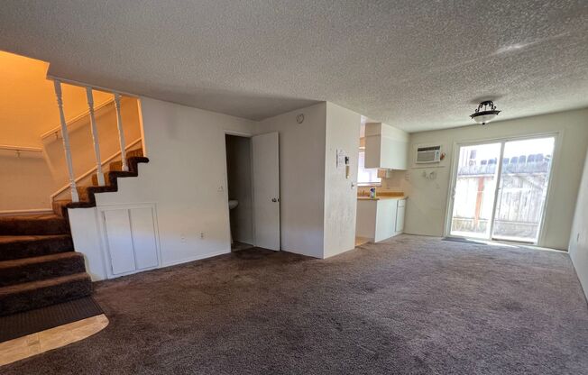 2 beds, 1.5 baths, $1,350