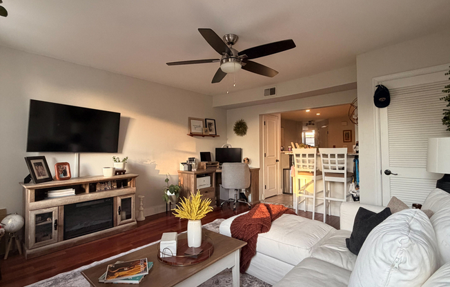 1437 E PASSYUNK AVE