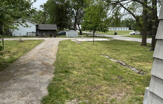 REDUCED PRICE!  SUMMER MOVE-IN SPECIAL!!!!  Spacious 3 bedroom 1 bath home, with HUGE yard for family gathering. MOVE-IN READY!!!