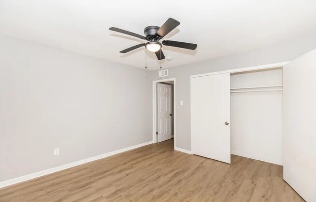 301 TRI CITY BCH DR