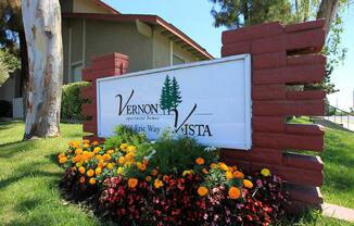 Vernon Vista Townhomes