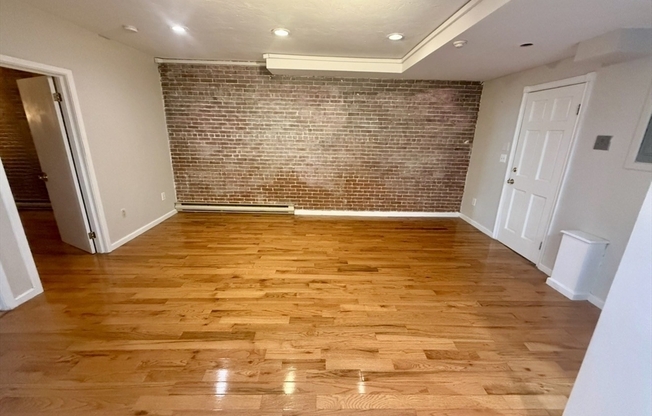 199 BEACON ST