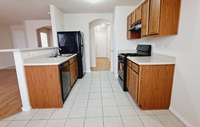 2 bed 2 bath home in Huning Ranch!