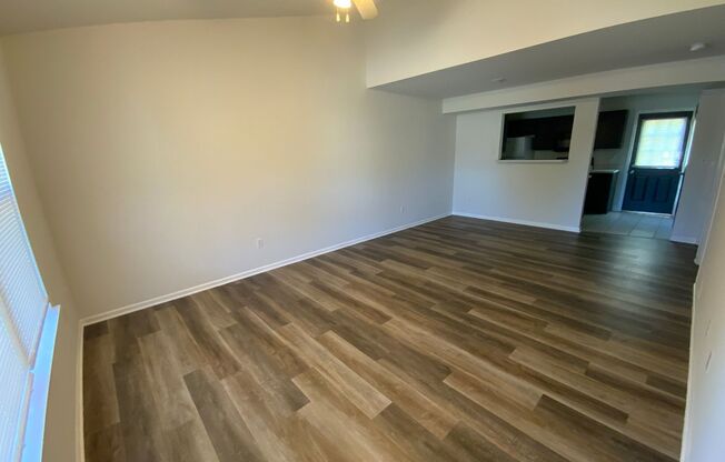 4 Bedroom Duplex newly remodeled