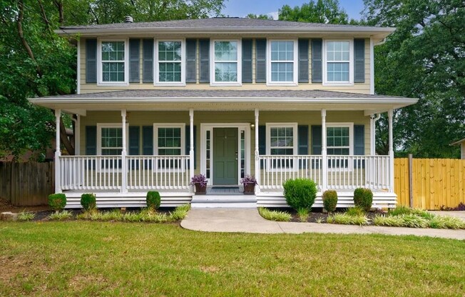 36 VANIRA AVE SE