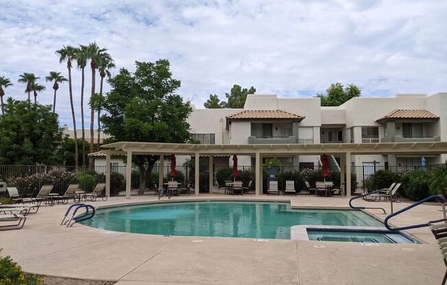 2 beds, 2 baths, $1,525, Unit #2067