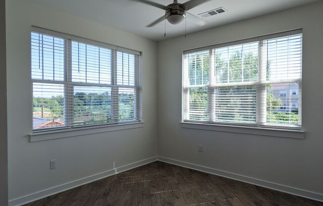 2 beds, 2 baths, 1,167 sqft, $1,902, Unit RES-401