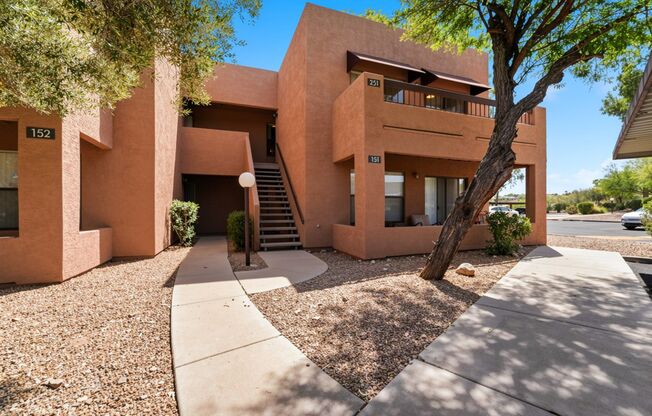 Beautiful 2-bedroom, 2-bath condo in the highly desirable Quail Run community!