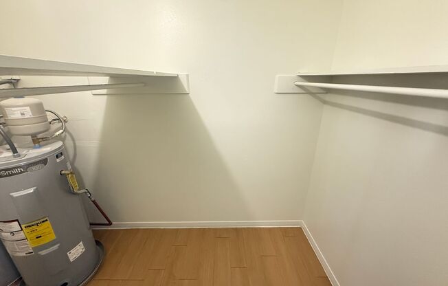 1 bed, 1 bath, 650 sqft, $1,200, Unit PEN-106