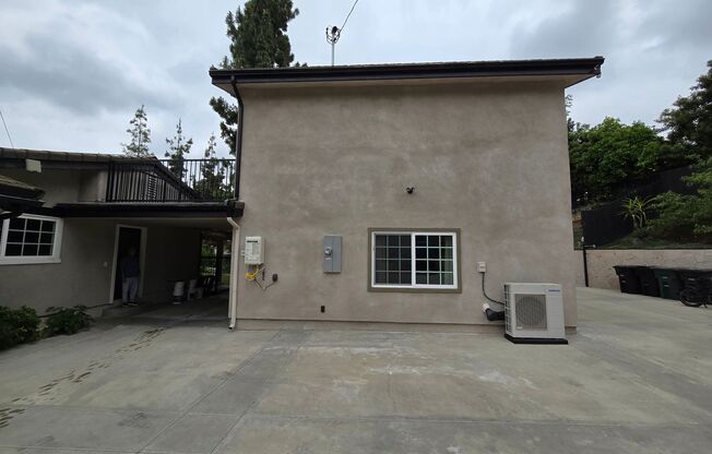 Fantastic 2 Bed, 2.5 Bath ADU unit in Sunny Hills