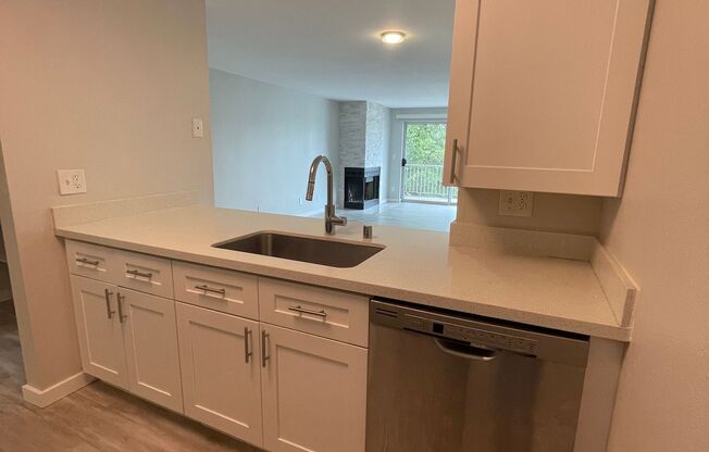View On California - Spacious with Modern Updates, fireplace (select units) & private balcony | Parking Available