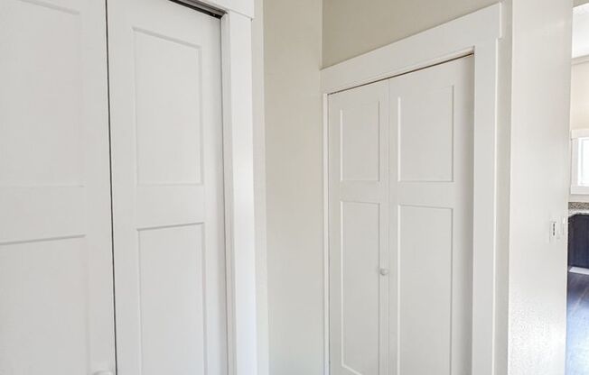 1 bed, 1 bath, 690 sqft, $1,200, Unit Cap6