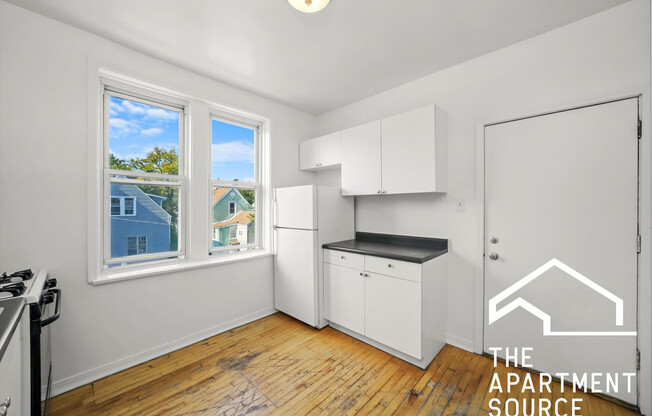 3038 W. Wellington