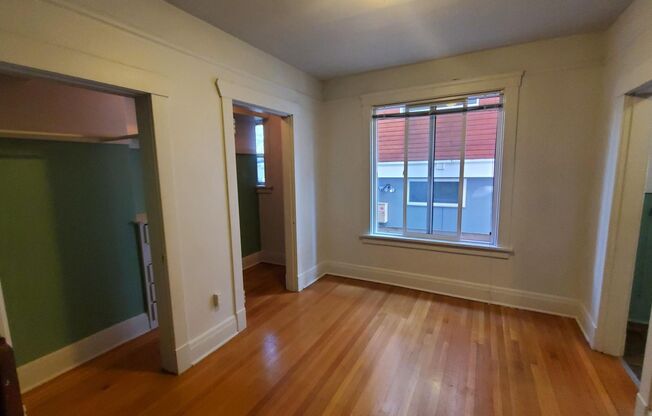 Studio, 1 bath, 290 sqft, $1,195, Unit 104