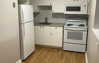 1 bed, 1 bath, 550 sqft, $1,800, Unit 6