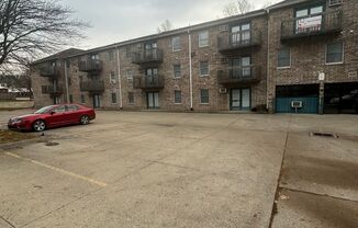 South Side of Purdue Campus Apartment