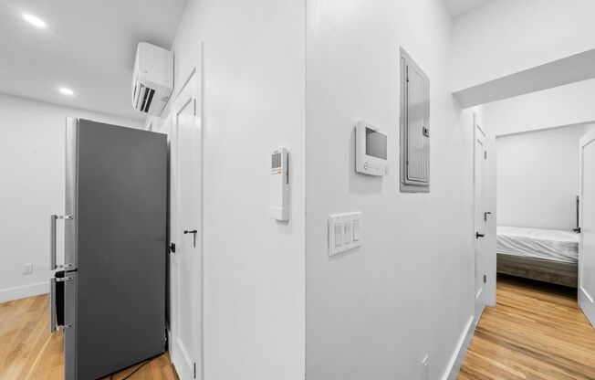 3 beds, 1.5 baths, 602 sqft, $4,200, Unit 1