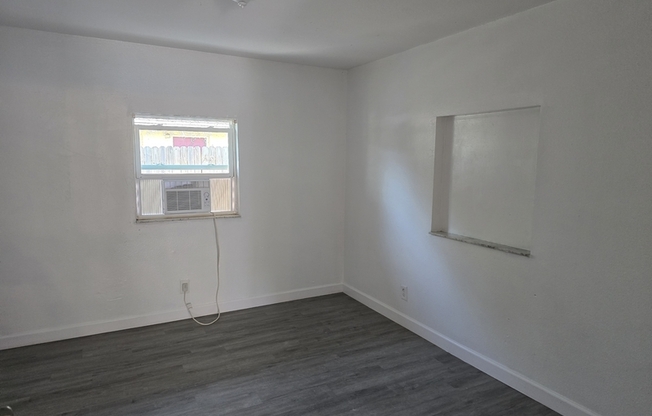 1624 CORAL WAY