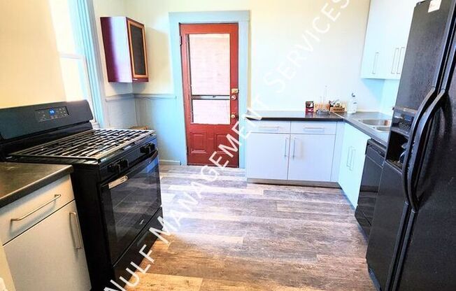4043 PENN AVE