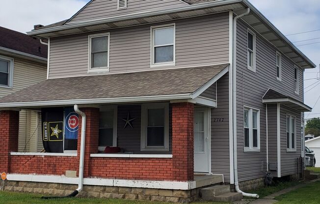 Updated 2 bedroom Townhouse - Garfield Park-South Neighborhood