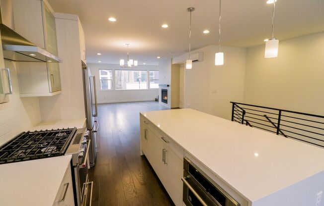4bd/3ba Newcastle House