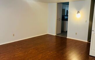 2 beds, 1.5 baths, 1,122 sqft, $1,000, Unit 803 Unit B S 24th