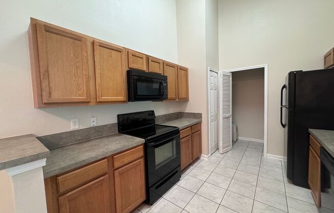 2 beds, 2 baths, $1,295