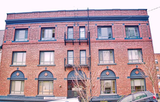 Mayn Suites