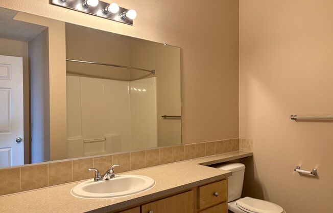 1 bed, 1 bath, 891 sqft, $1,625, Unit 1728