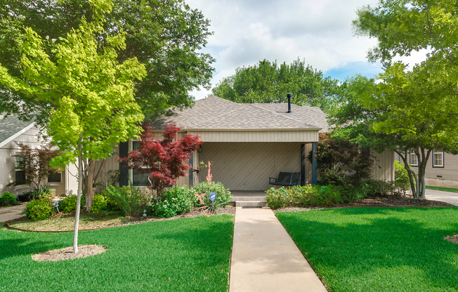 Charming Arlington Heights