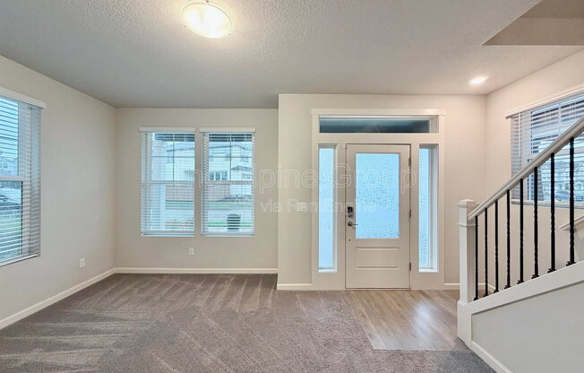 8153 SE CRABAPPLE ST