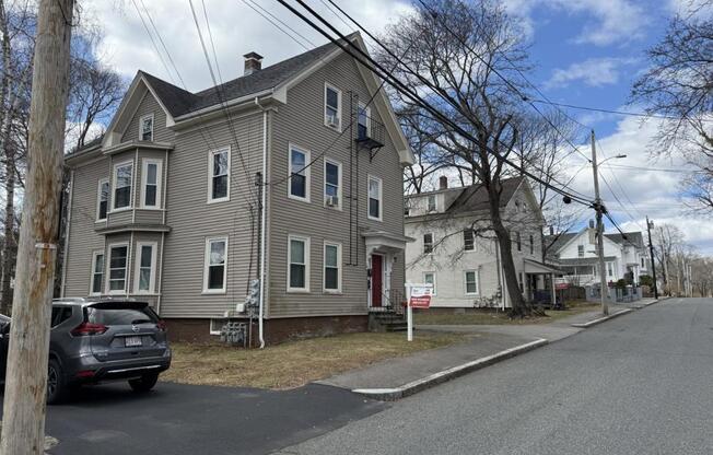 82 DIVISION ST