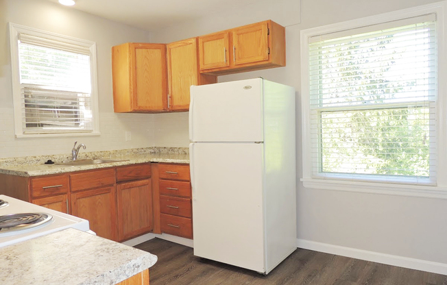 3 Bed - 1 Bath Cape Cod for Rent!