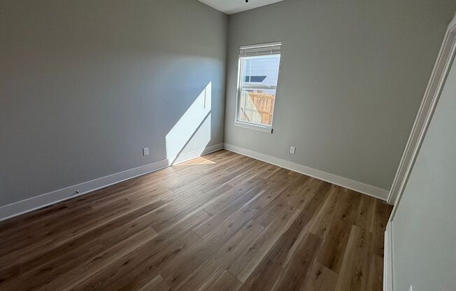 1823/25 Hickory Creek