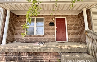 835 W MAXWELL ST