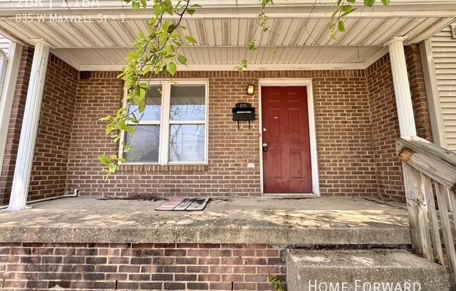 835 W MAXWELL ST